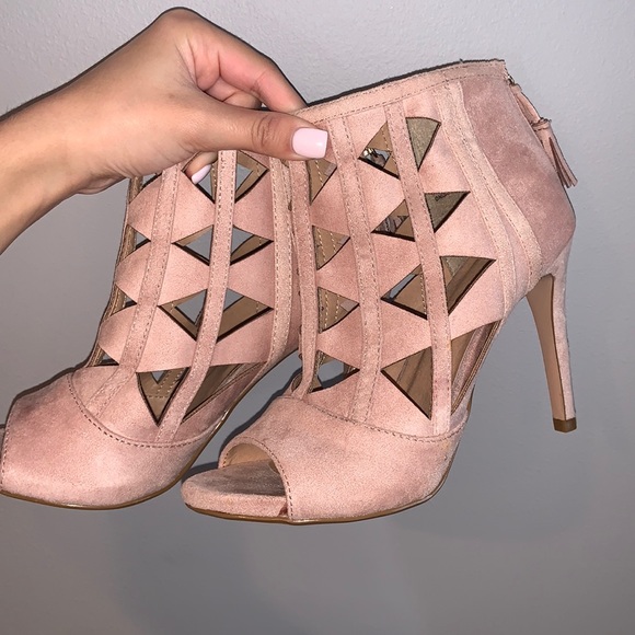 XOXO Shoes - XOXO Suede Heels